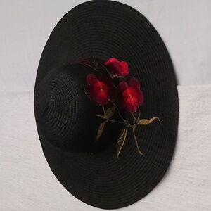 LUCKY 7 EMBROIDERED BLACK FLOOPY HAT
